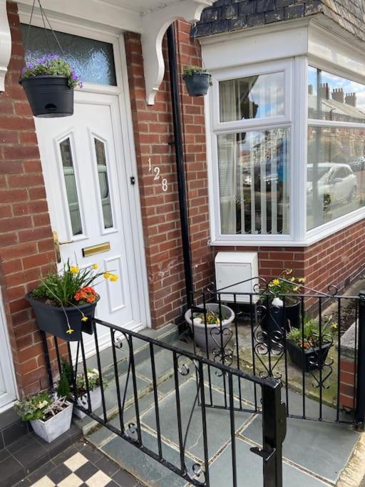 Stay At 128 Newcastle upon Tyne Exterior photo